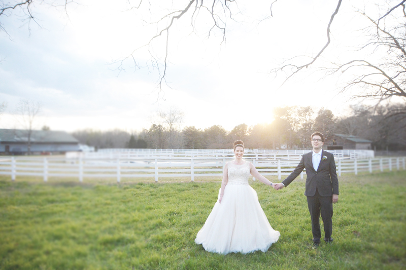 Wedding at Cloverleaf Farm - Six Hearts Photography021
